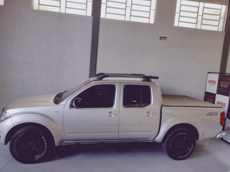 FRONTIER 2.5 SL 4X4 CD TURBO ELETRONIC DIESEL 4P AUTOMÁTICO - 2016 - SãO SEBASTIãO DO CAí