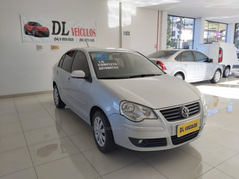 POLO SEDAN 1.6 MI 8V FLEX 4P AUTOMATIZADO - 2011 - NOVA BASSANO
