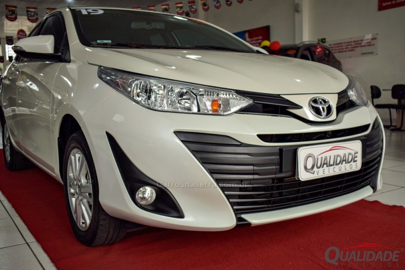 YARIS 1.5 XL SEDAN 16V FLEX 4P AUTOMÁTICO - 2019 - SANTA CRUZ DO SUL