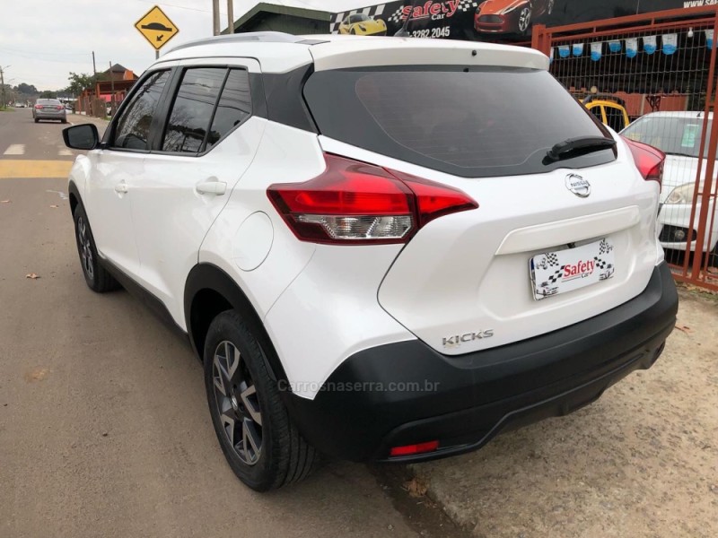 KICKS 1.6 16V FLEX S XTRONIC 4P AUTOMÁTICO - 2018 - CANELA