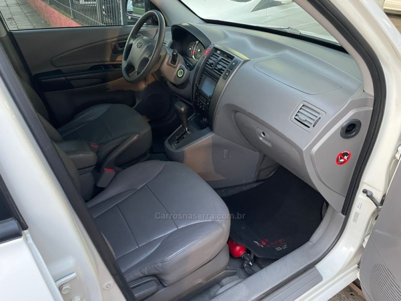 TUCSON 2.0 MPFI GLS TOP 16V 143CV 2WD FLEX 4P AUTOMÁTICO - 2015 - CAXIAS DO SUL