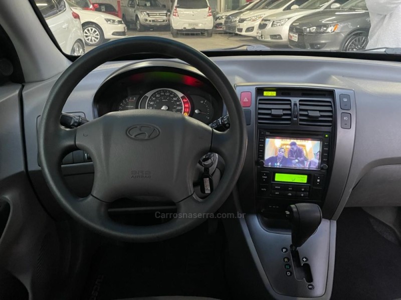 TUCSON 2.0 MPFI GLS TOP 16V 143CV 2WD FLEX 4P AUTOMÁTICO - 2015 - CAXIAS DO SUL