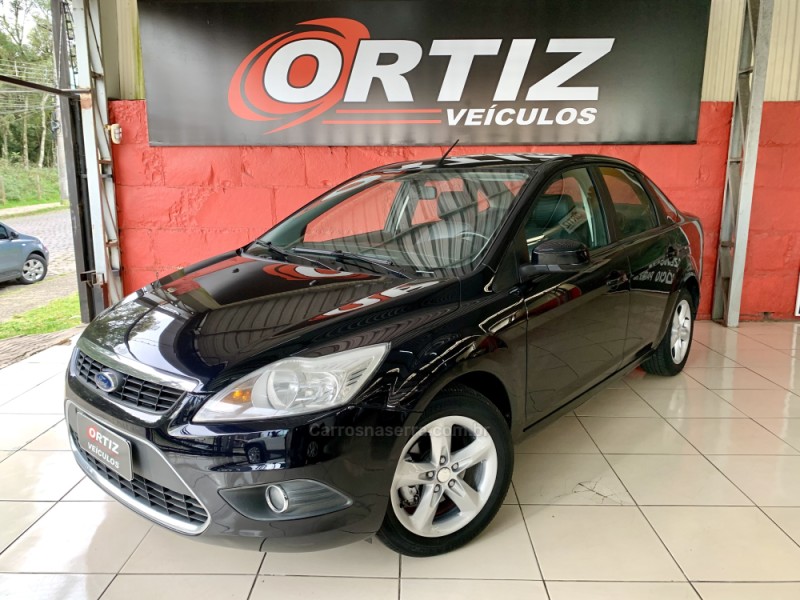 focus 2.0 glx sedan 16v gasolina 4p automatico 2009 caxias do sul