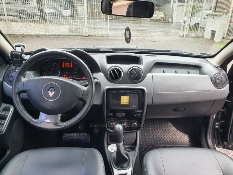 DUSTER 1.6 TECH ROAD 4X2 16V FLEX 4P MANUAL - 2014 - CAXIAS DO SUL
