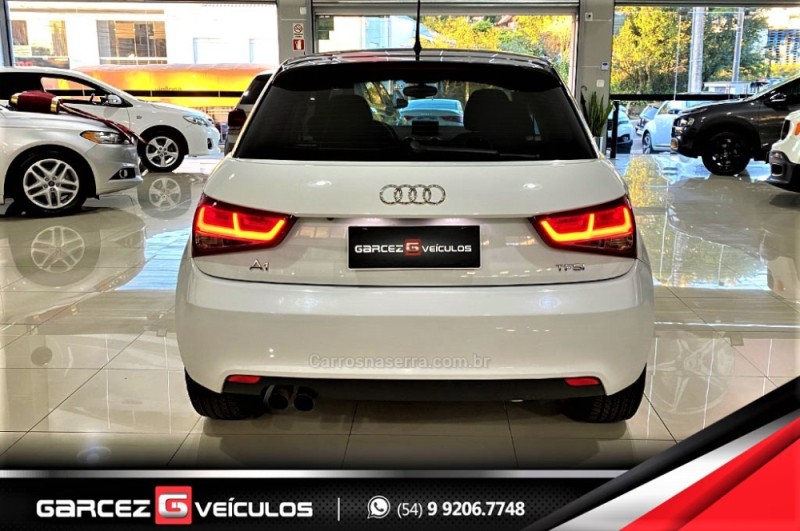 A1 1.4 TFSI SPORTBACK ATTRACTION 16V 122CV GASOLINA 4P S-TRONIC - 2015 - BENTO GONçALVES