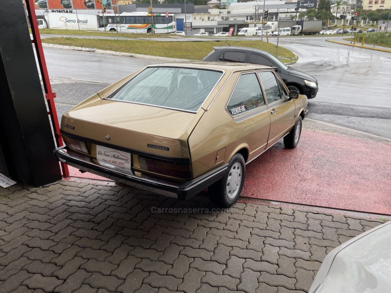 PASSAT 1.6 TS 8V GASOLINA 2P MANUAL - 1981 - FARROUPILHA