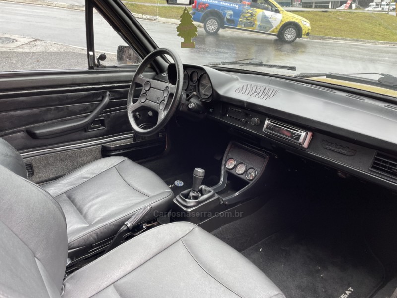 PASSAT 1.6 TS 8V GASOLINA 2P MANUAL - 1981 - FARROUPILHA