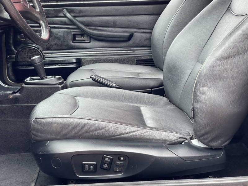 PASSAT 1.6 TS 8V GASOLINA 2P MANUAL - 1981 - FARROUPILHA