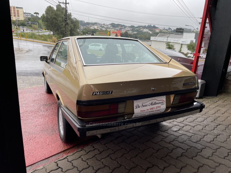 PASSAT 1.6 TS 8V GASOLINA 2P MANUAL - 1981 - FARROUPILHA
