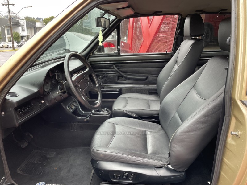 PASSAT 1.6 TS 8V GASOLINA 2P MANUAL - 1981 - FARROUPILHA