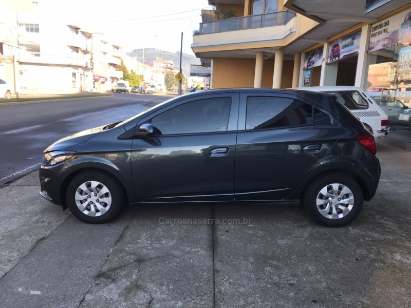 ONIX 1.0 MPFI LT 8V FLEX 4P MANUAL - 2019 - GUAPORé