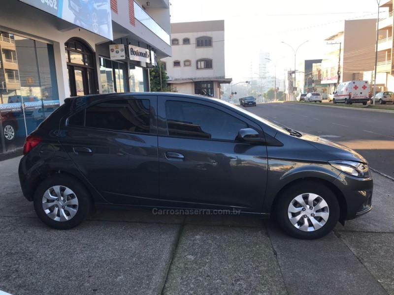 ONIX 1.0 MPFI LT 8V FLEX 4P MANUAL - 2019 - GUAPORé