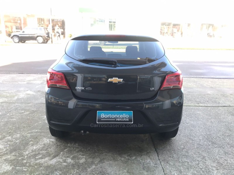 ONIX 1.0 MPFI LT 8V FLEX 4P MANUAL - 2019 - GUAPORé