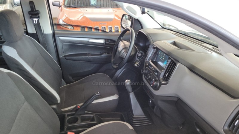 S10 2.5 ADVANTAGE 4X2 CD FLEX 4P MANUAL - 2017 - CAXIAS DO SUL