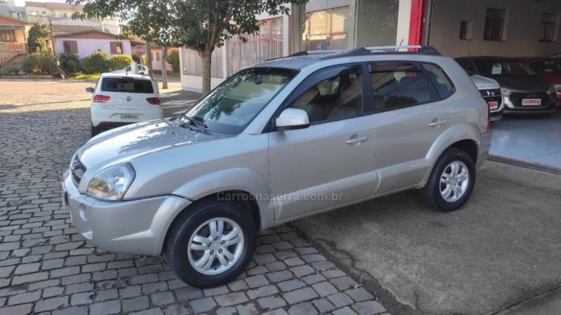 tucson 2.0 mpfi gl 16v 142cv 2wd gasolina 4p manual 2008 guapore