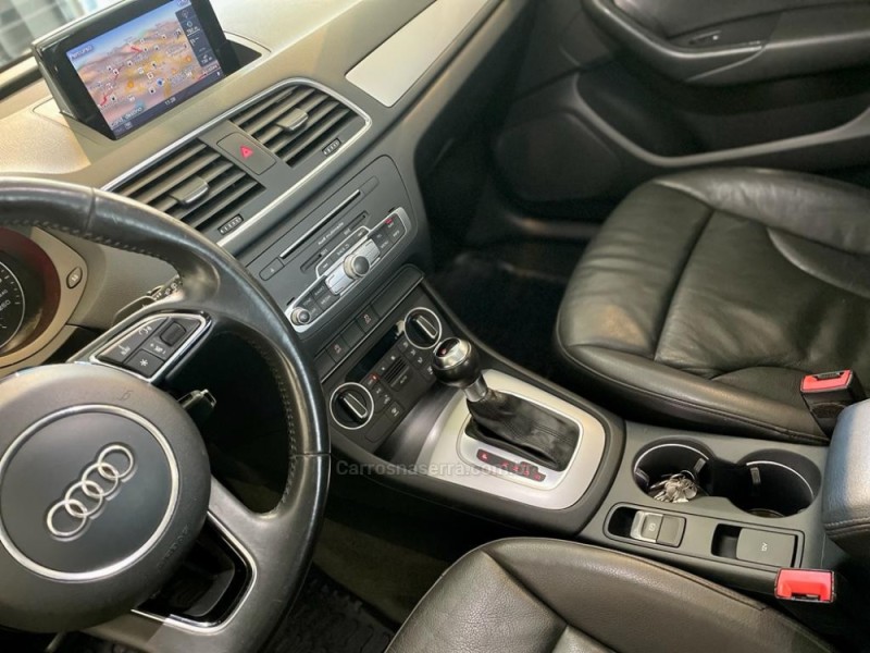 Q3 1.4 TFSI AMBIENTE GASOLINA 4P S TRONIC - 2016 - CAXIAS DO SUL