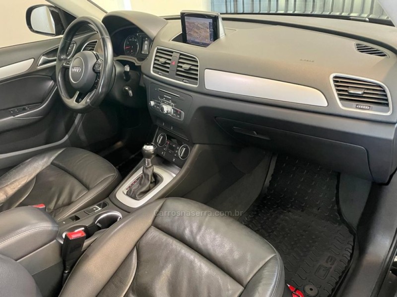 Q3 1.4 TFSI AMBIENTE GASOLINA 4P S TRONIC - 2016 - CAXIAS DO SUL
