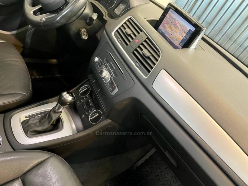 Q3 1.4 TFSI AMBIENTE GASOLINA 4P S TRONIC - 2016 - CAXIAS DO SUL