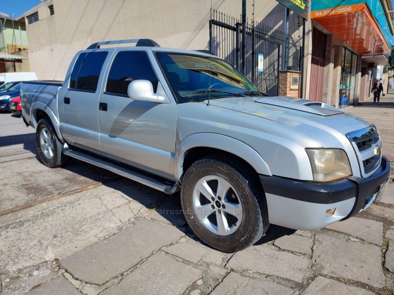 S10 2.8 SERTÕES 4X4 CD 12V TURBO ELECTRONIC INTERCOOLER DIESEL 4P MANUAL - 2005 - CAXIAS DO SUL