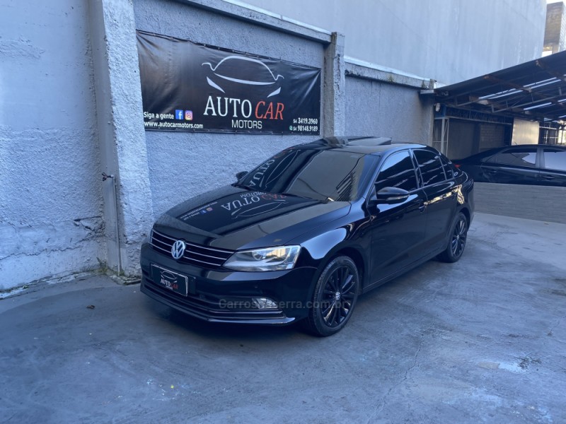 JETTA 2.0 COMFORTLINE FLEX 4P TIPTRONIC - 2015 - CAXIAS DO SUL