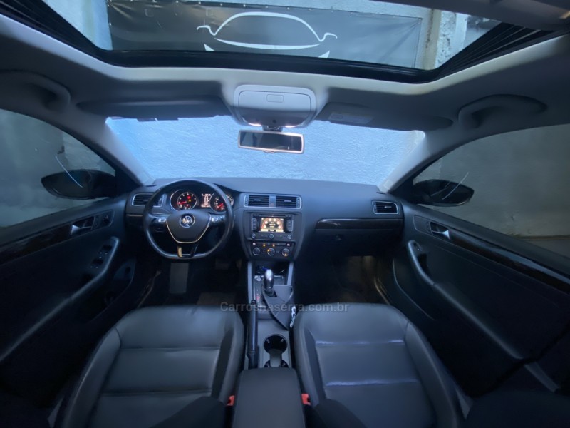 JETTA 2.0 COMFORTLINE FLEX 4P TIPTRONIC - 2015 - CAXIAS DO SUL