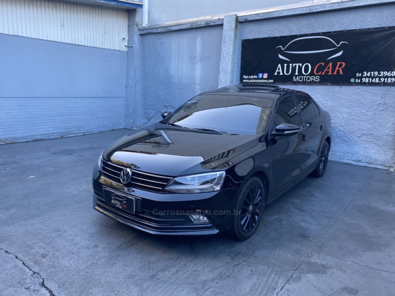 JETTA 2.0 COMFORTLINE FLEX 4P TIPTRONIC - 2015 - CAXIAS DO SUL