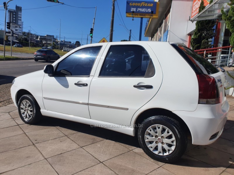 PALIO 1.0 MPI FIRE CELEBRATION 8V FLEX 4P MANUAL - 2013 - BENTO GONçALVES