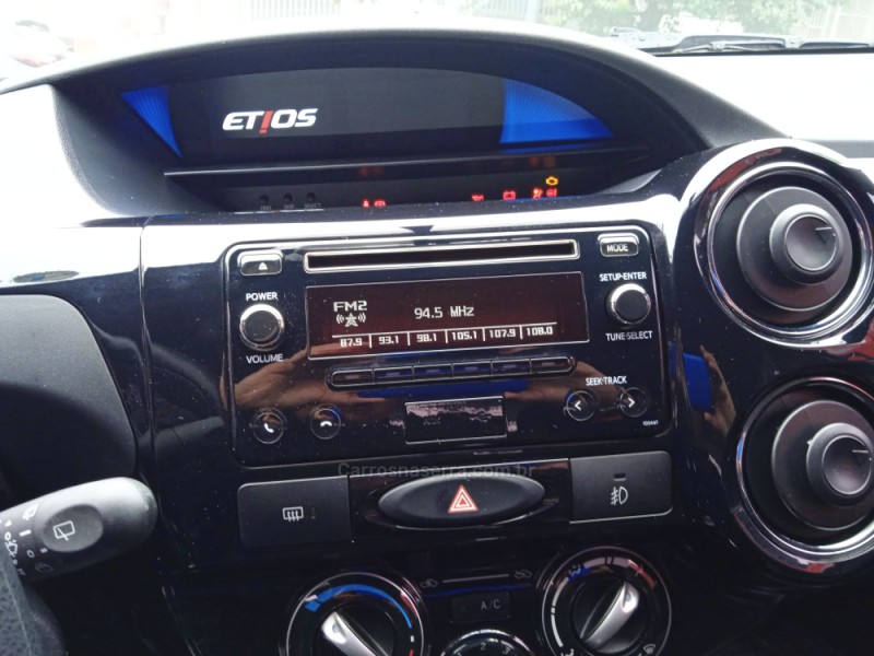 ETIOS 1.5 X PLUS 16V FLEX 4P MANUAL - 2019 - CAXIAS DO SUL