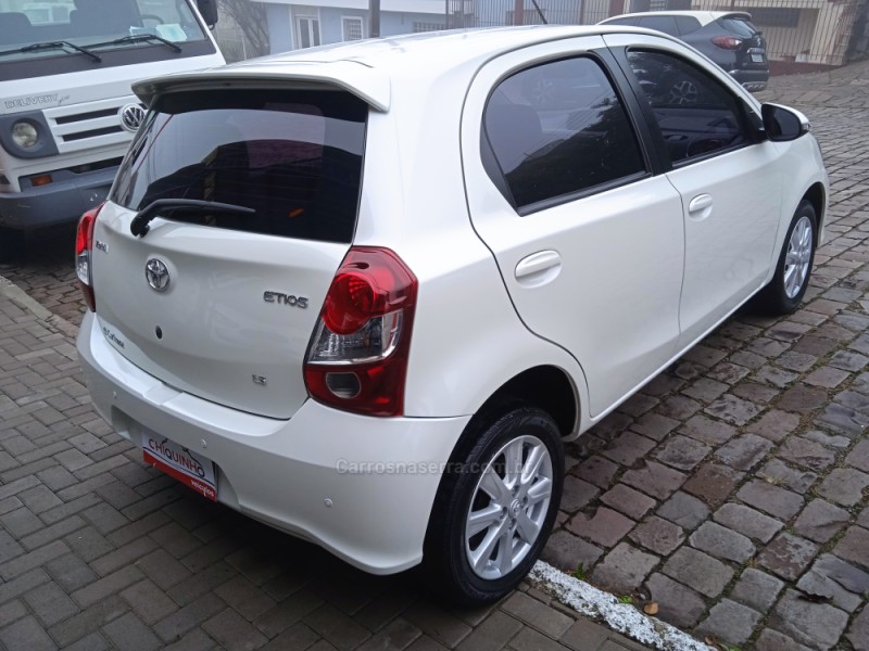 ETIOS 1.5 X PLUS 16V FLEX 4P MANUAL - 2019 - CAXIAS DO SUL