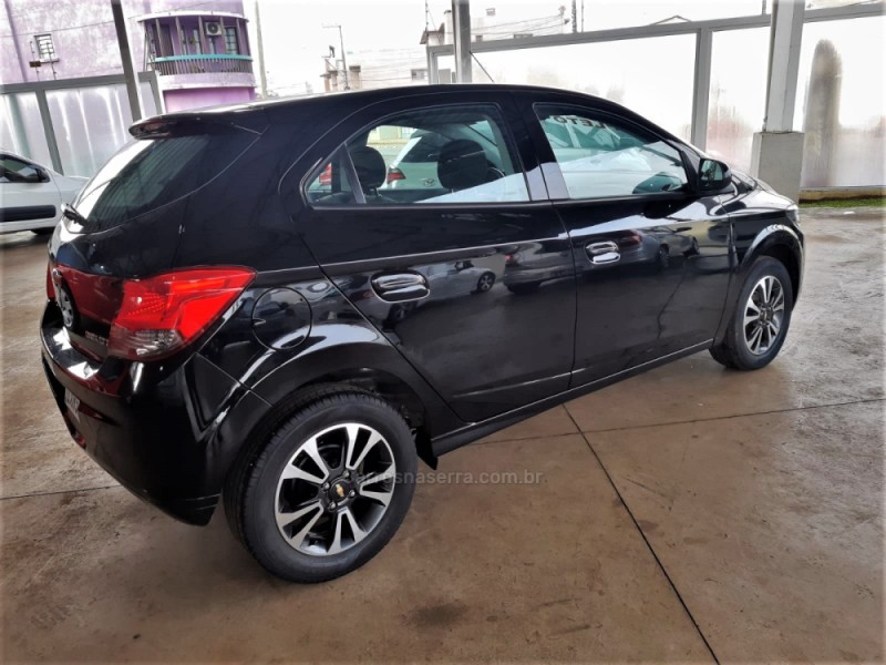 ONIX 1.4 MPFI LTZ 8V FLEX 4P MANUAL - 2016 - VACARIA