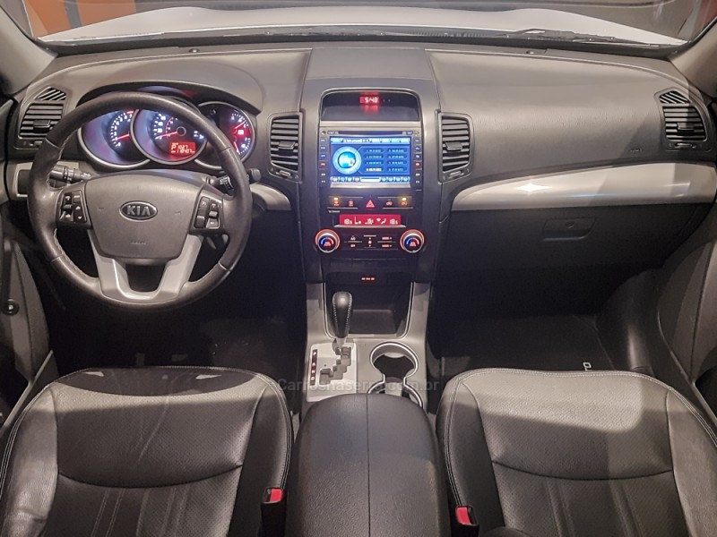 SORENTO 2.4 EX2 4X2 16V GASOLINA 4P AUTOMÁTICO - 2013 - CAXIAS DO SUL