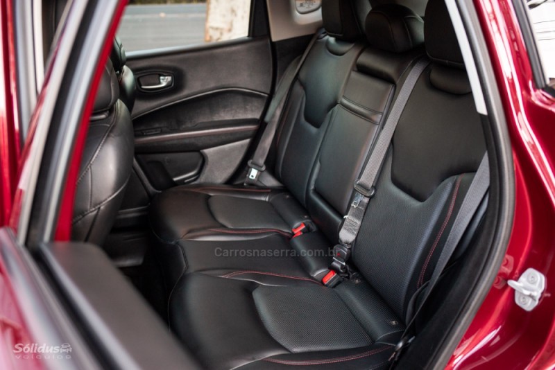 COMPASS 2.0 16V DIESEL TRAILHAWK 4X4 AUTOMÁTICO - 2017 - DOIS IRMãOS