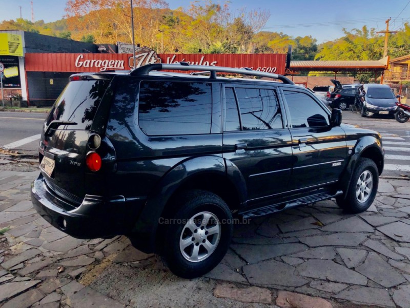 PAJERO SPORT 2.5 HPE 4X4 8V TURBO INTERCOOLER DIESEL 4P MANUAL - 2008 - TRêS COROAS