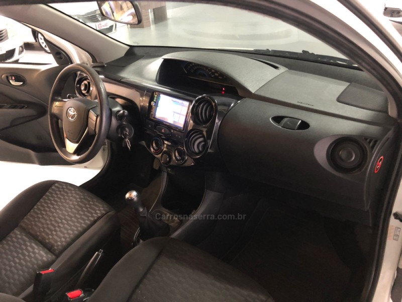 ETIOS 1.5 X SEDAN 16V FLEX 4P MANUAL - 2015 - CAXIAS DO SUL