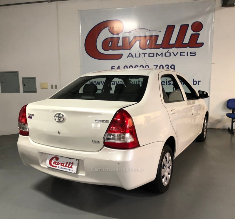 ETIOS 1.5 X SEDAN 16V FLEX 4P MANUAL - 2015 - CAXIAS DO SUL