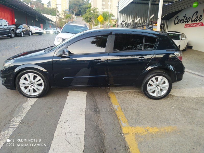 VECTRA 2.0 MPFI GT HATCH 8V FLEX 4P MANUAL - 2011 - CAXIAS DO SUL