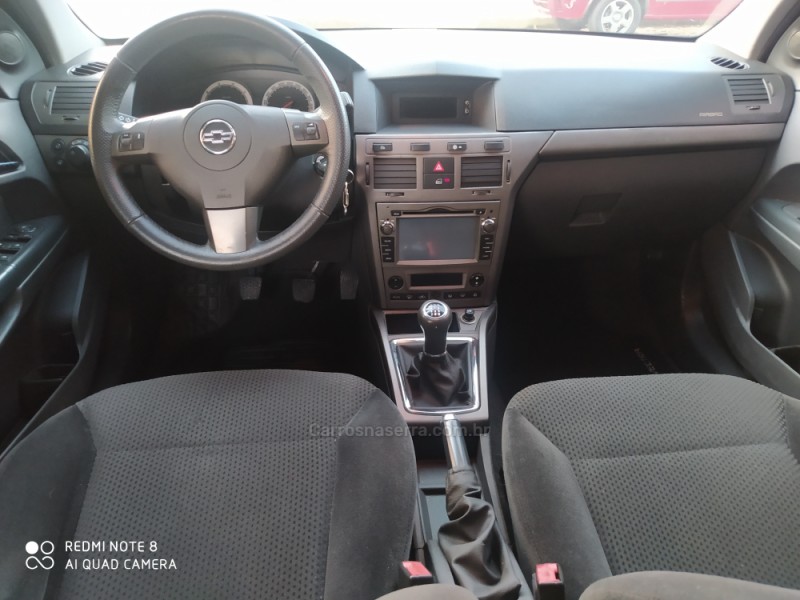 VECTRA 2.0 MPFI GT HATCH 8V FLEX 4P MANUAL - 2011 - CAXIAS DO SUL