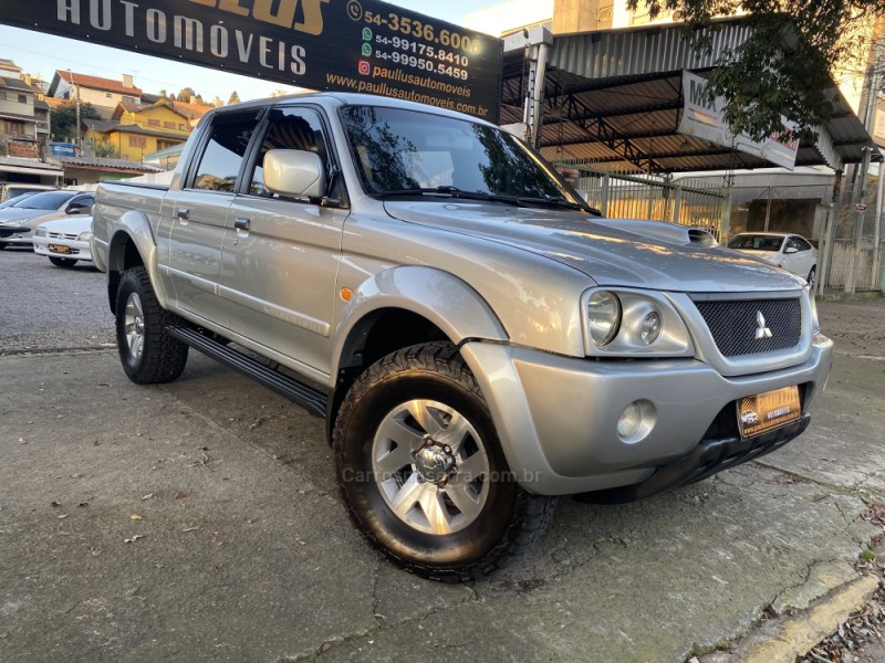 L200 2.5 SPORT HPE 4X4 CD 8V TURBO INTERCOOLER DIESEL 4P MANUAL - 2005 - CAXIAS DO SUL
