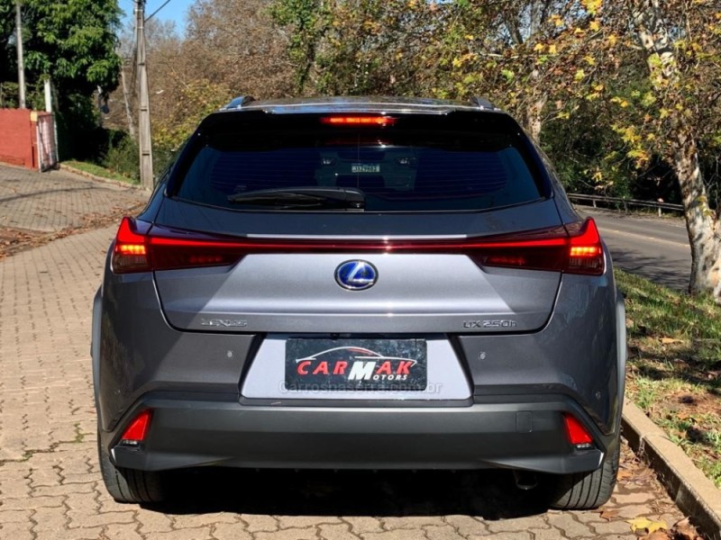 UX 250H 2.0 16V LUXURY HÍBRIDO 4P AUTOMÁTICO - 2021 - DOIS IRMãOS