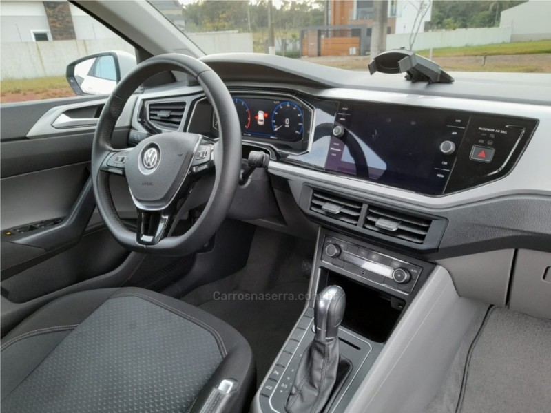 POLO 1.0	200 TSI HIGHLINE AUTOMÁTICO    - 2019 - LAJEADO