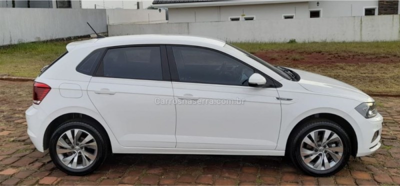POLO 1.0	200 TSI HIGHLINE AUTOMÁTICO    - 2019 - LAJEADO