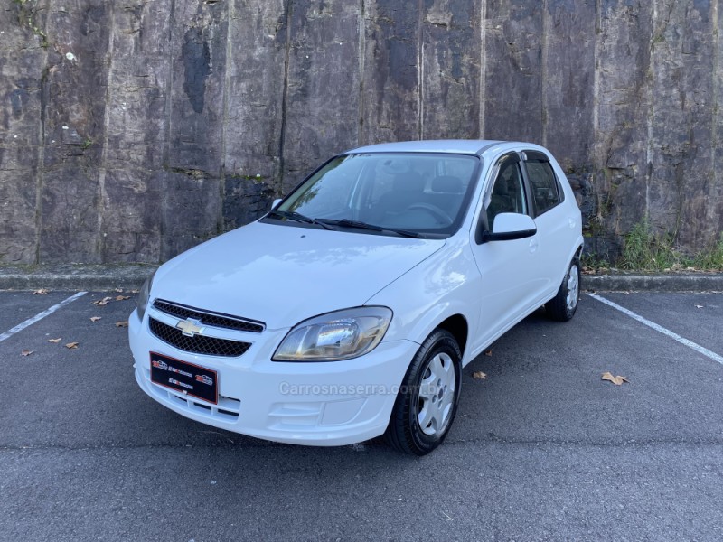 CELTA 1.0 VHCE LT 8V FLEX 4P MANUAL