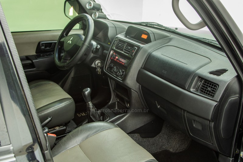 PAJERO TR4 2.0 4X4 16V FLEX 4P MANUAL - 2009 - CARLOS BARBOSA