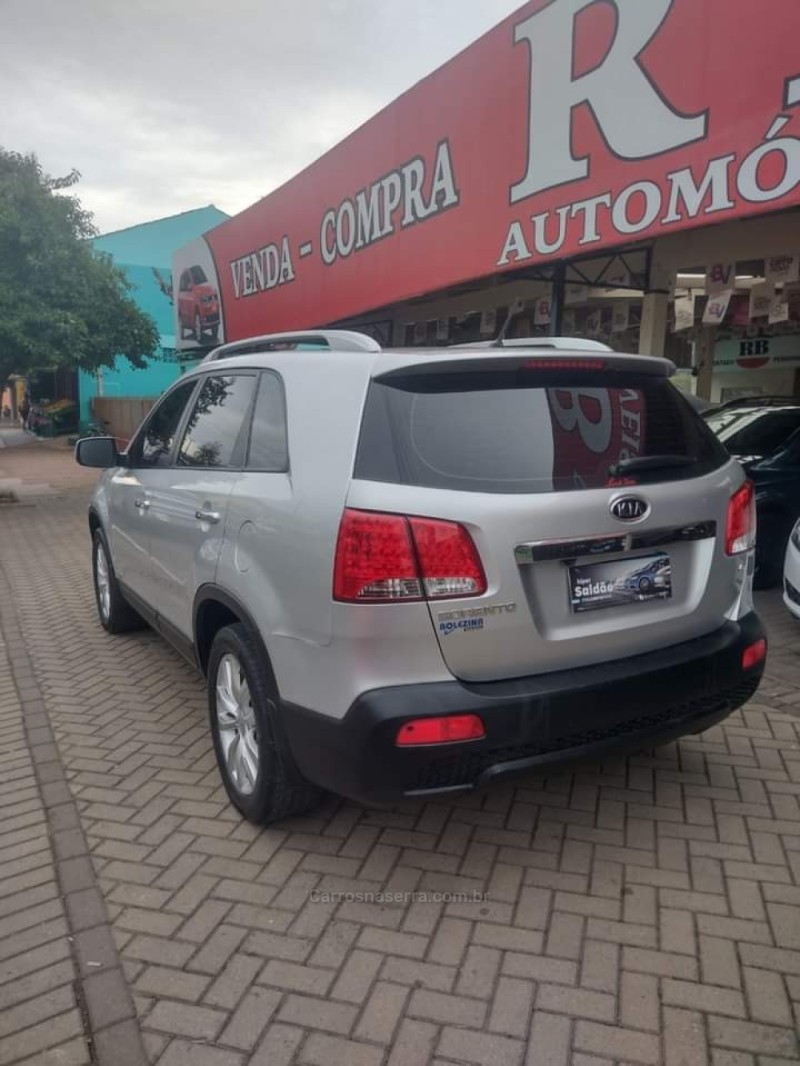 SORENTO 3.5 S.555 V6 4X2 24V GASOLINA 4P AUTOMATICO - 2011 - PAROBé
