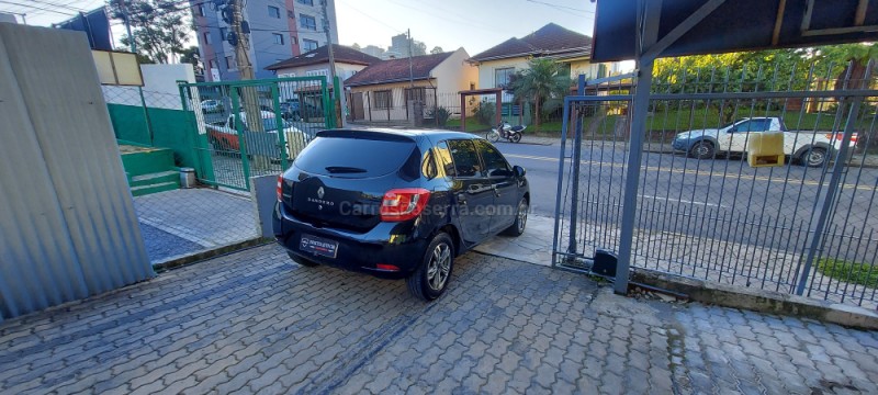 SANDERO 1.0 AUTHENTIQUE PLUS 16V FLEX 4P MANUAL - 2016 - CAXIAS DO SUL