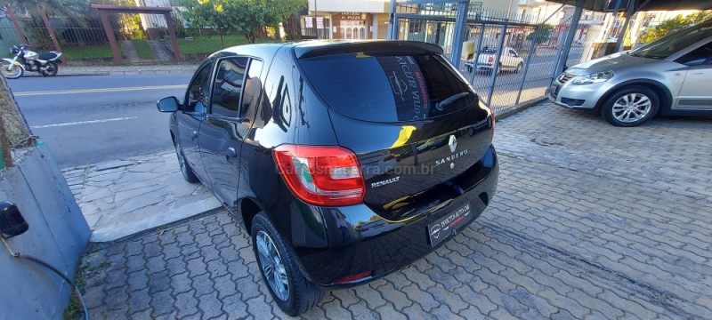 SANDERO 1.0 AUTHENTIQUE PLUS 16V FLEX 4P MANUAL - 2016 - CAXIAS DO SUL