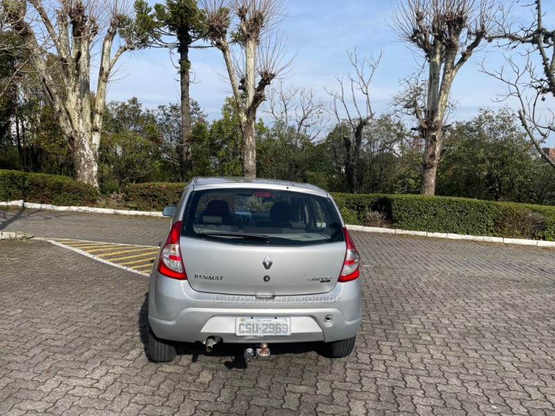SANDERO 1.6 EXPRESSION 8V FLEX 4P MANUAL - 2011 - CAXIAS DO SUL
