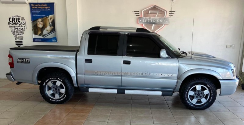 S10 2.8 EXECUTIVE 4X2 CD 12V TURBO ELECTRONIC INTERCOOLER DIESEL 4P MANUAL - 2010 - IGREJINHA