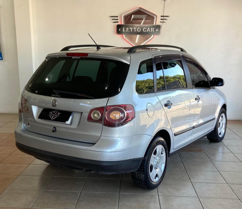 SPACEFOX 1.6 MI 8V FLEX 4P MANUAL - 2009 - IGREJINHA