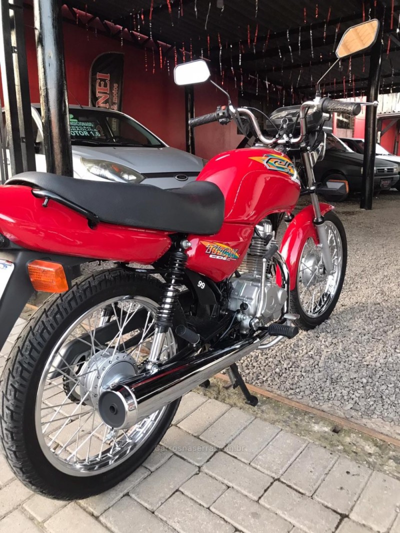 CG 125 TITAN - 1999 - PAROBé
